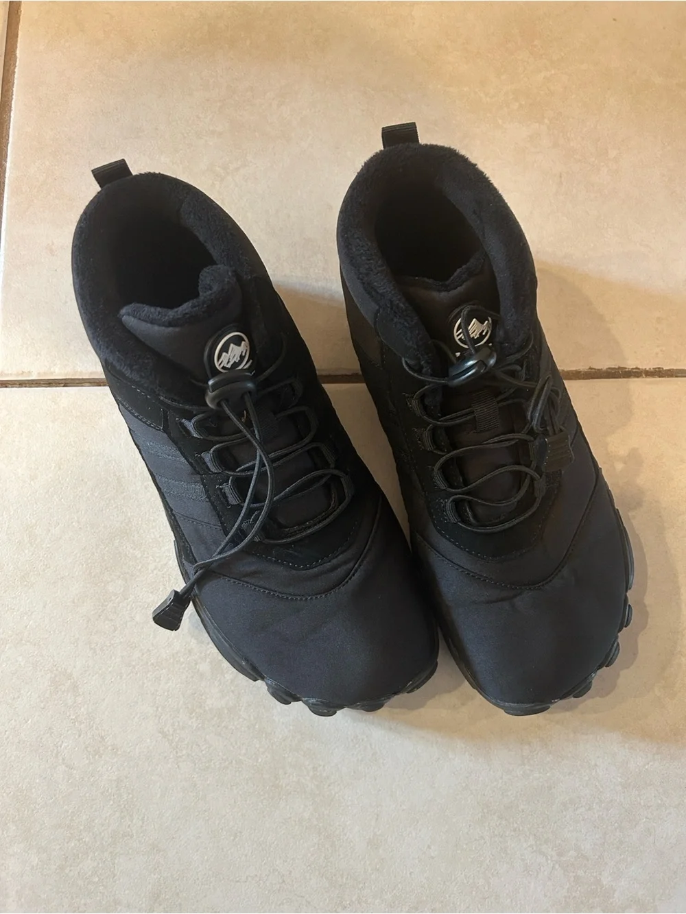 Hike Footwear Caspar Pro Non-slip & Water-Resistant Winter Barefoot Shoes